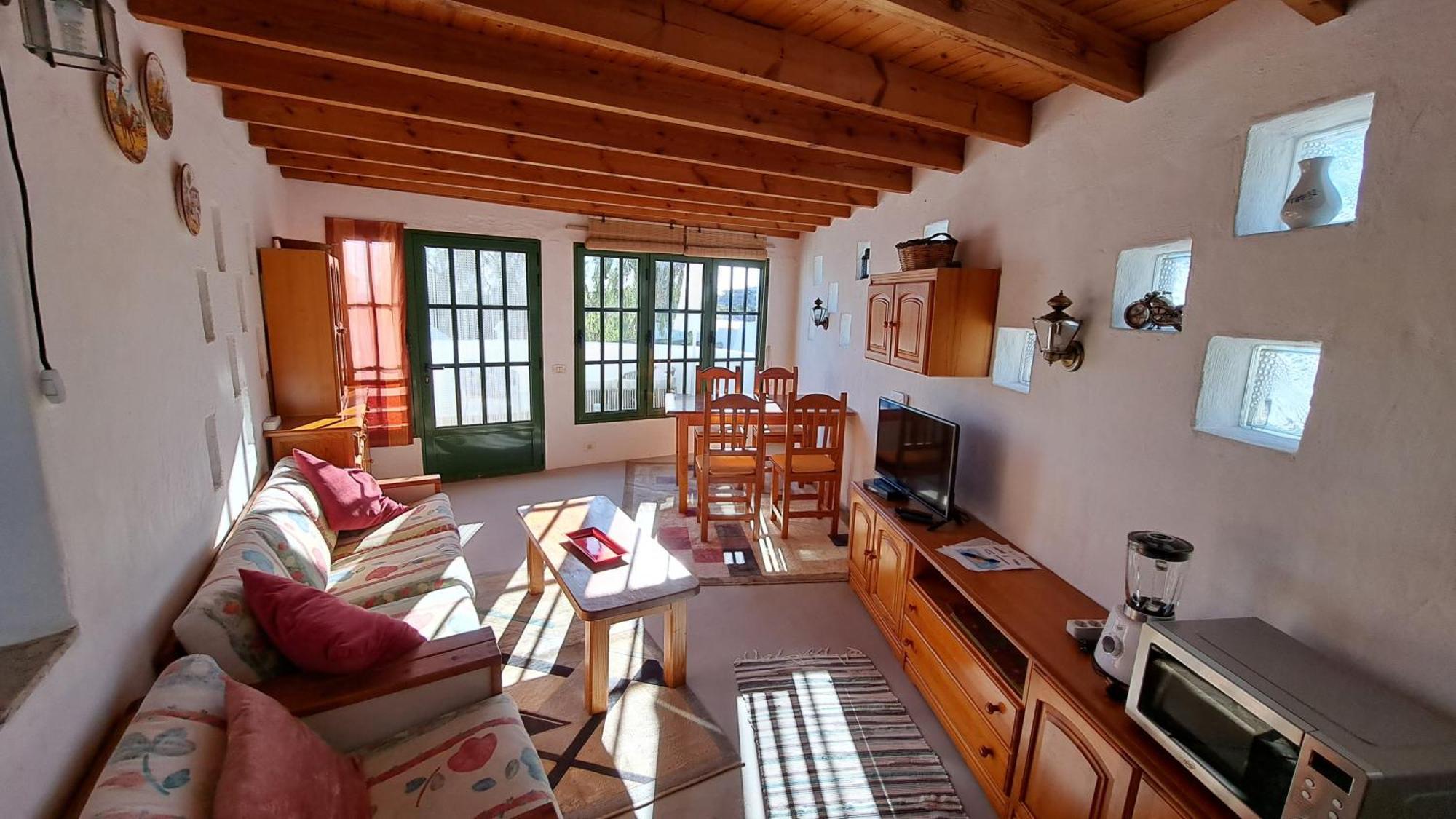 Captivating 2-Bedroom House 'Pajar' Finca Vistamar Salobre  Ngoại thất bức ảnh